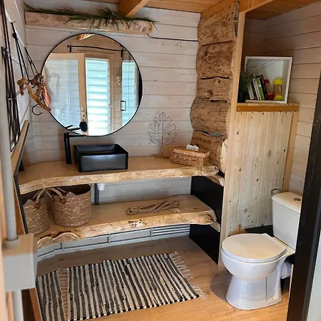 Apartment Le Chalet, Brussels South Airport *